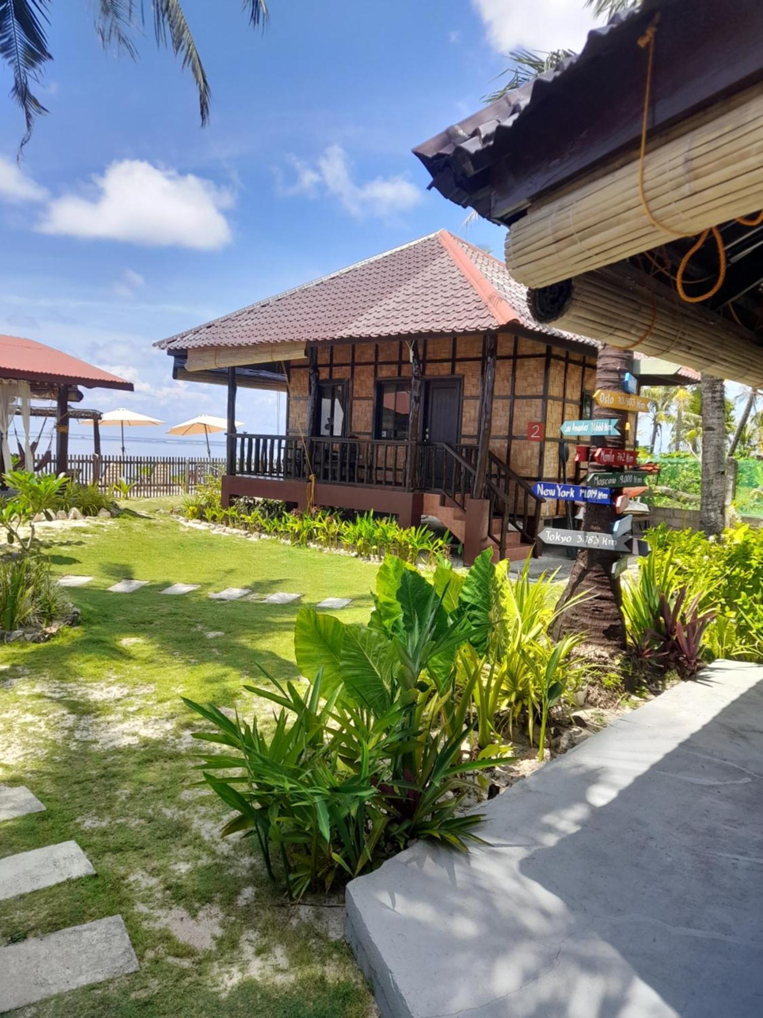 Darosa Del Mar Santa Monica (Siargao)