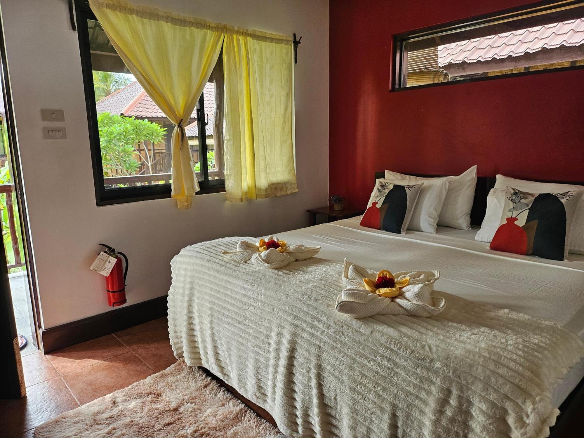 Darosa Del Mar Santa Monica (Siargao)